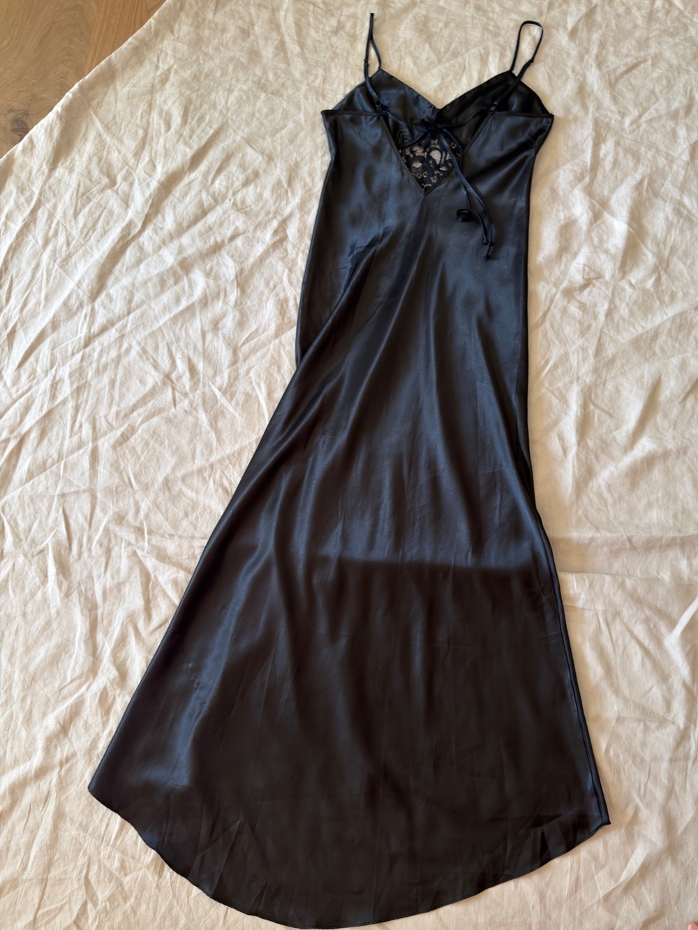 La vie en rose Lace-Accent Black Satin Slip Dress with Thigh Slit small - Picture 14 of 14